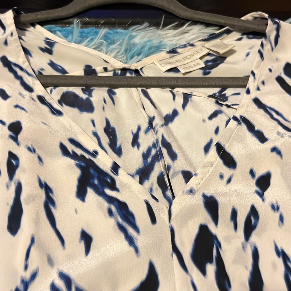 Cynthia rowley 100 % silk medium blouse - Picture 5 of 9